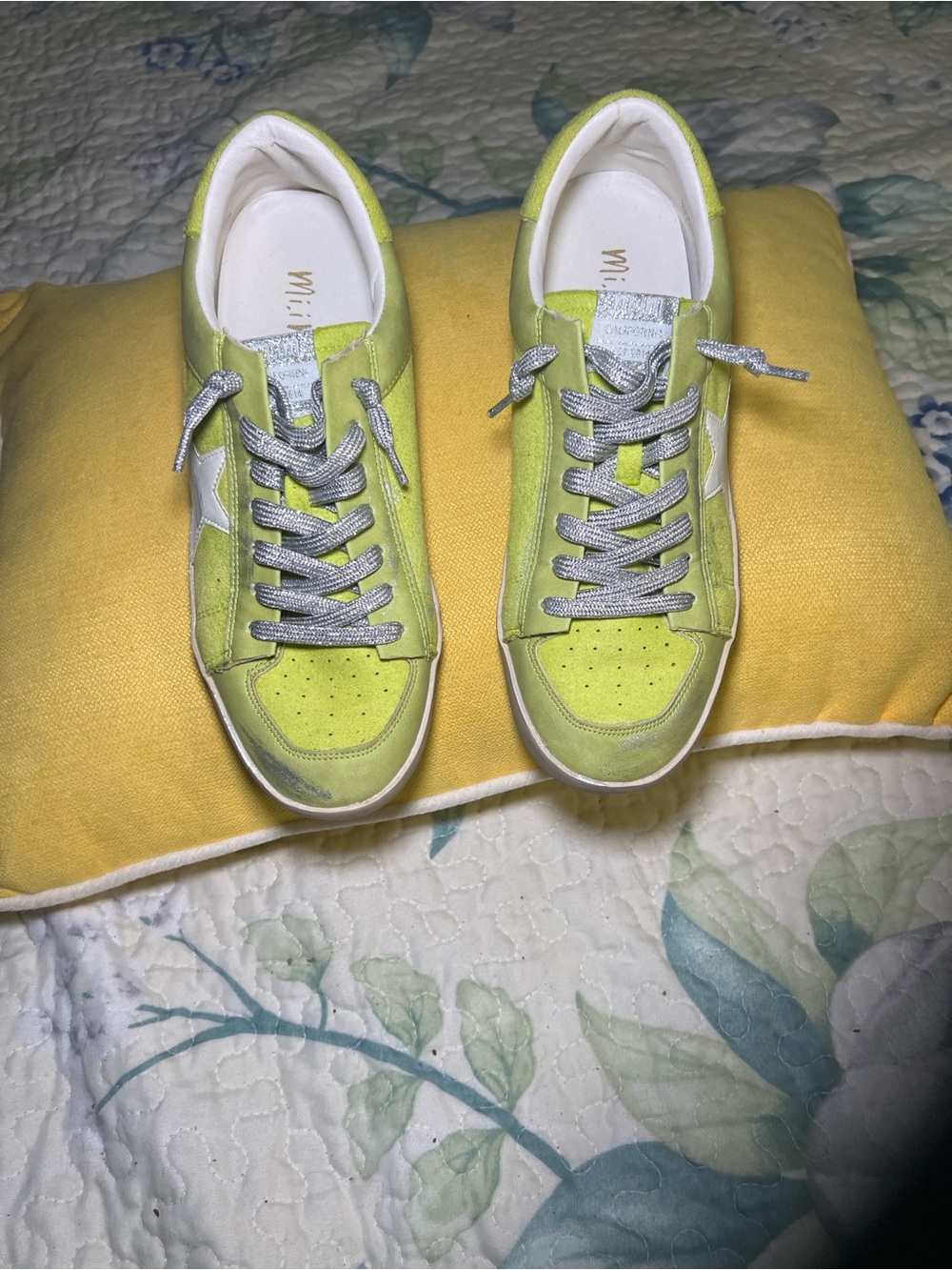 MiiM Candace Star Chartreuse Low-Top Sneakers with Silver Laces